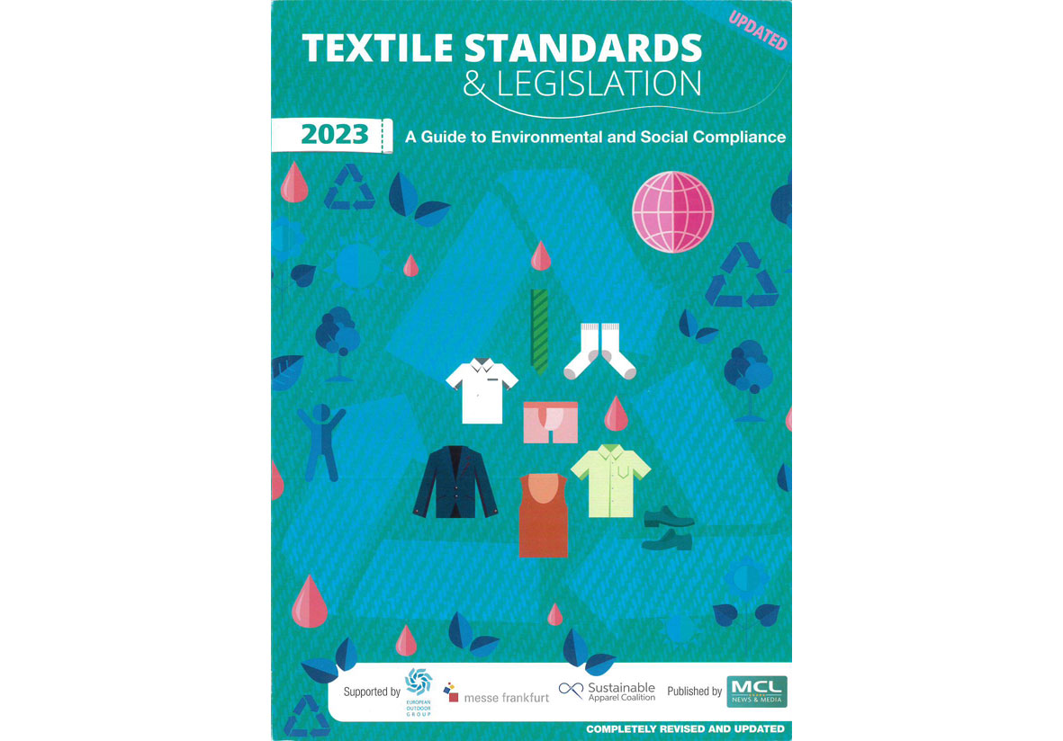 couv-textile-standards-book