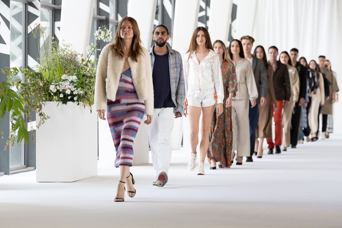 Page-Trends-event-catwalks
